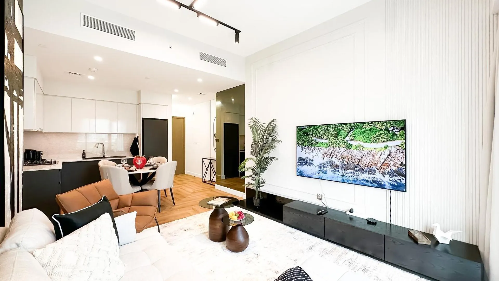 Downtown Dubai Elegance - Stylish Urban Retreat Apartment United Arab Emirates