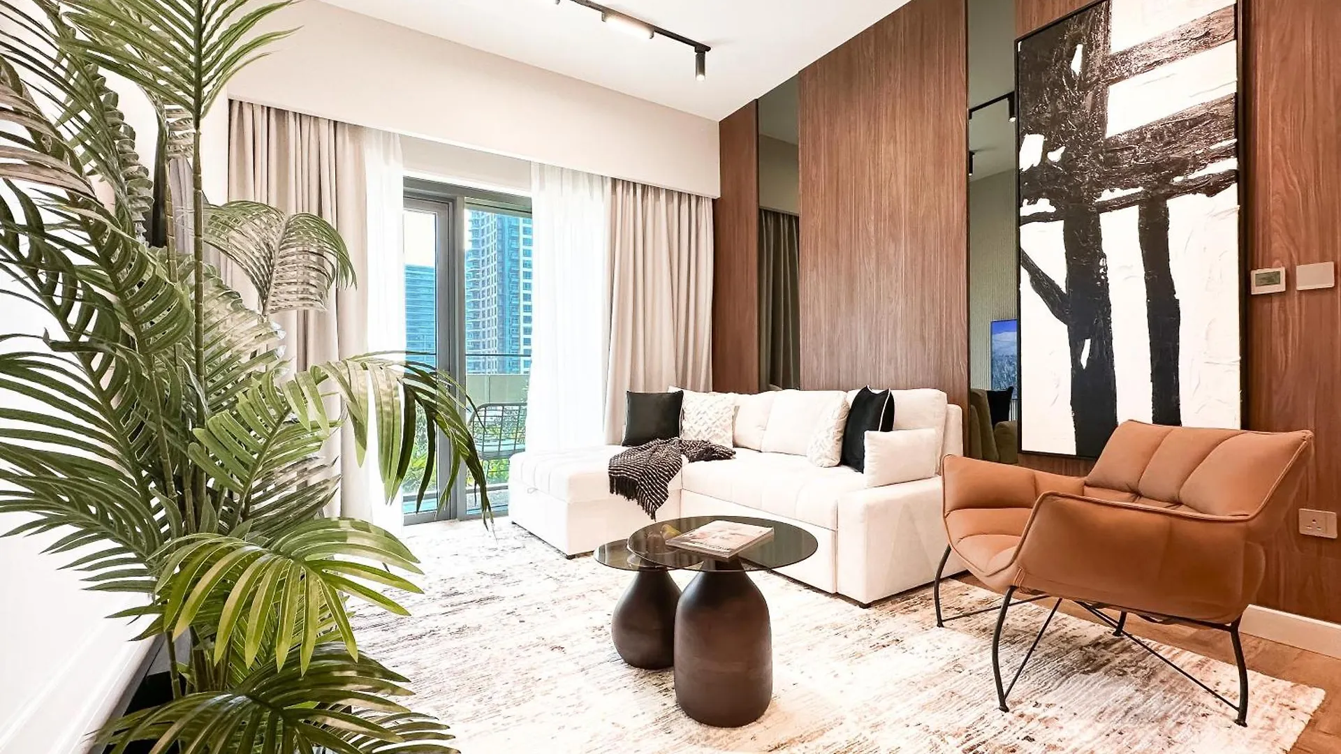 Downtown Dubai Elegance - Stylish Urban Retreat Apartment