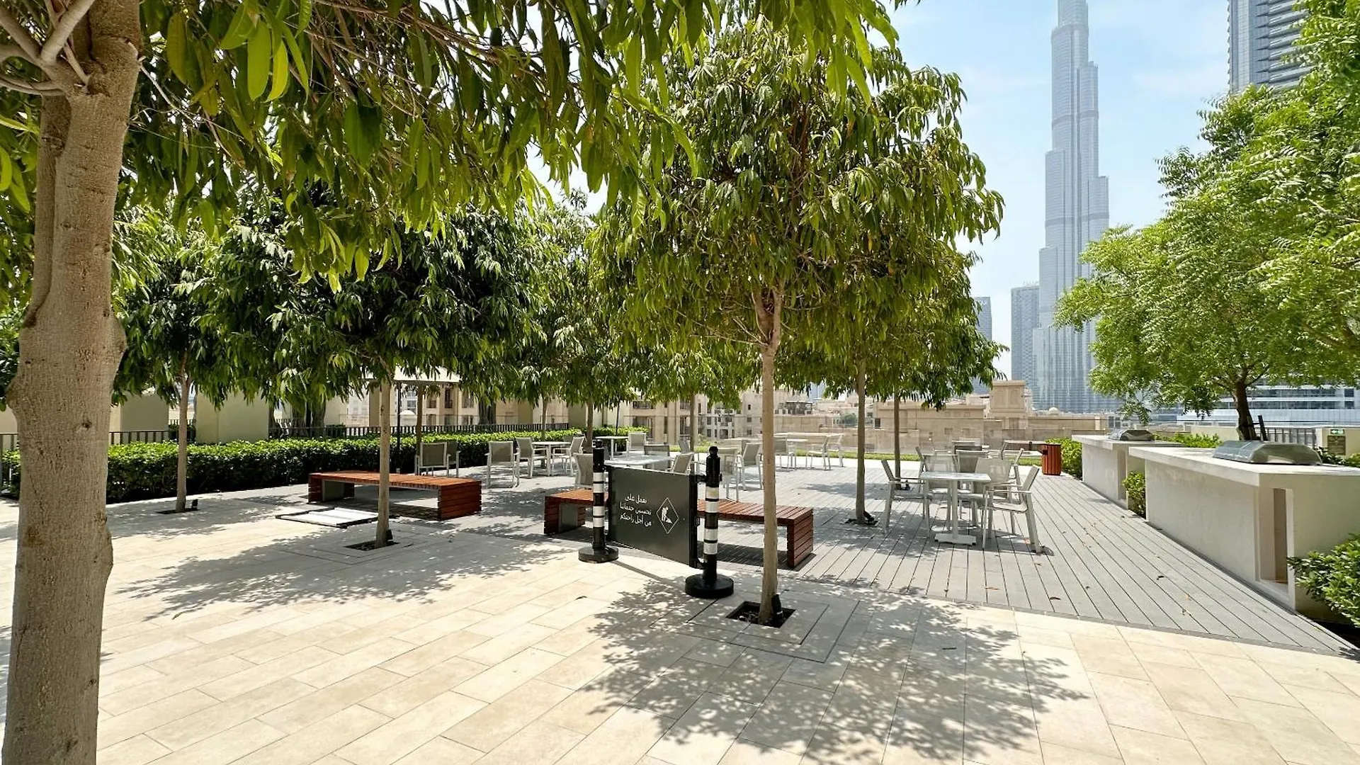Downtown Dubai Elegance - Stylish Urban Retreat Lägenhet Förenade Arabemiraten