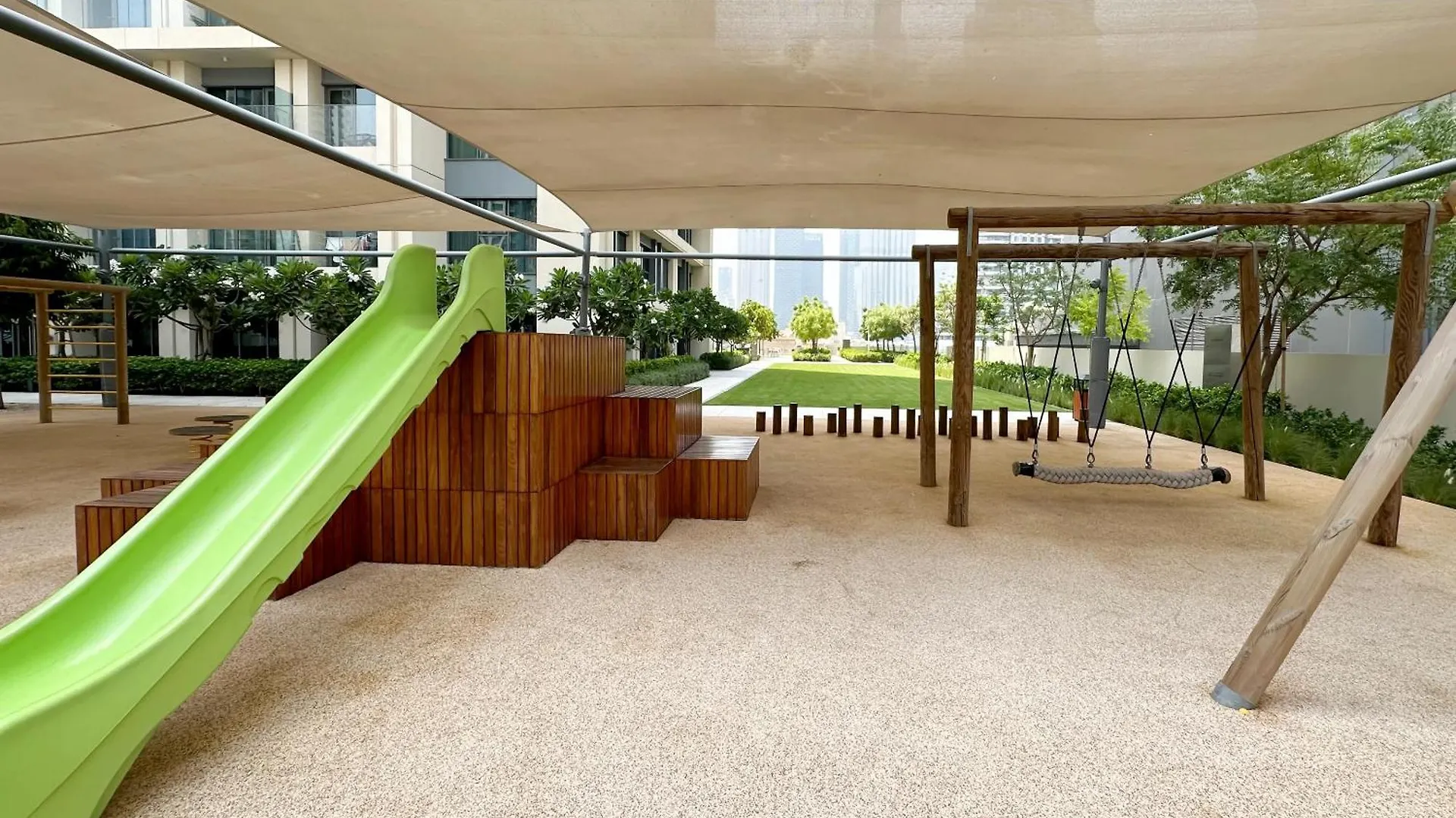 Downtown Dubai Elegance - Stylish Urban Retreat Apartment 0*,  United Arab Emirates